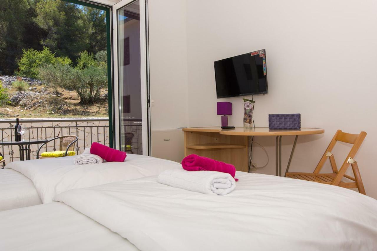 Guesthouse Vakans Slatine Kültér fotó