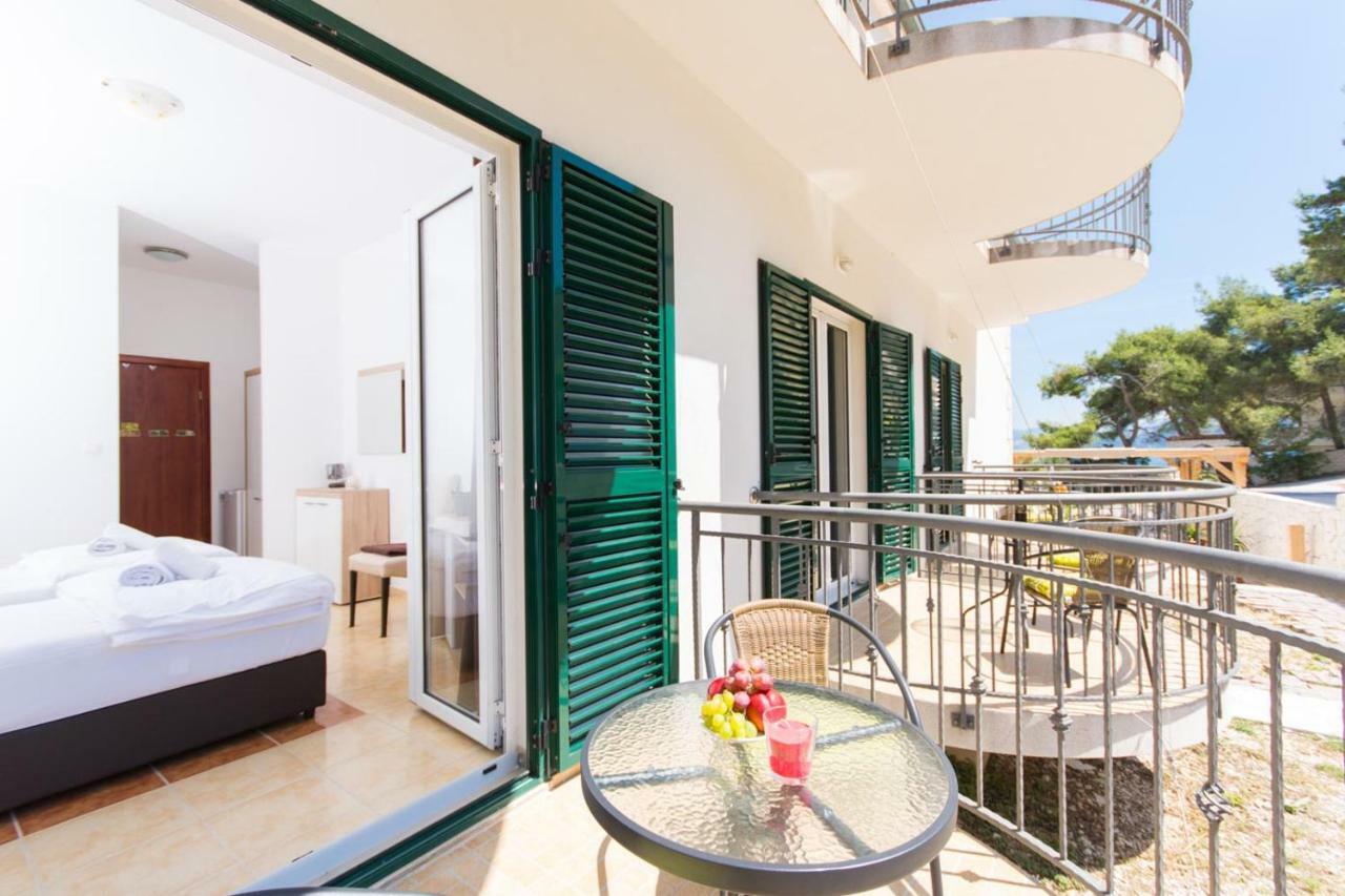 Guesthouse Vakans Slatine Kültér fotó