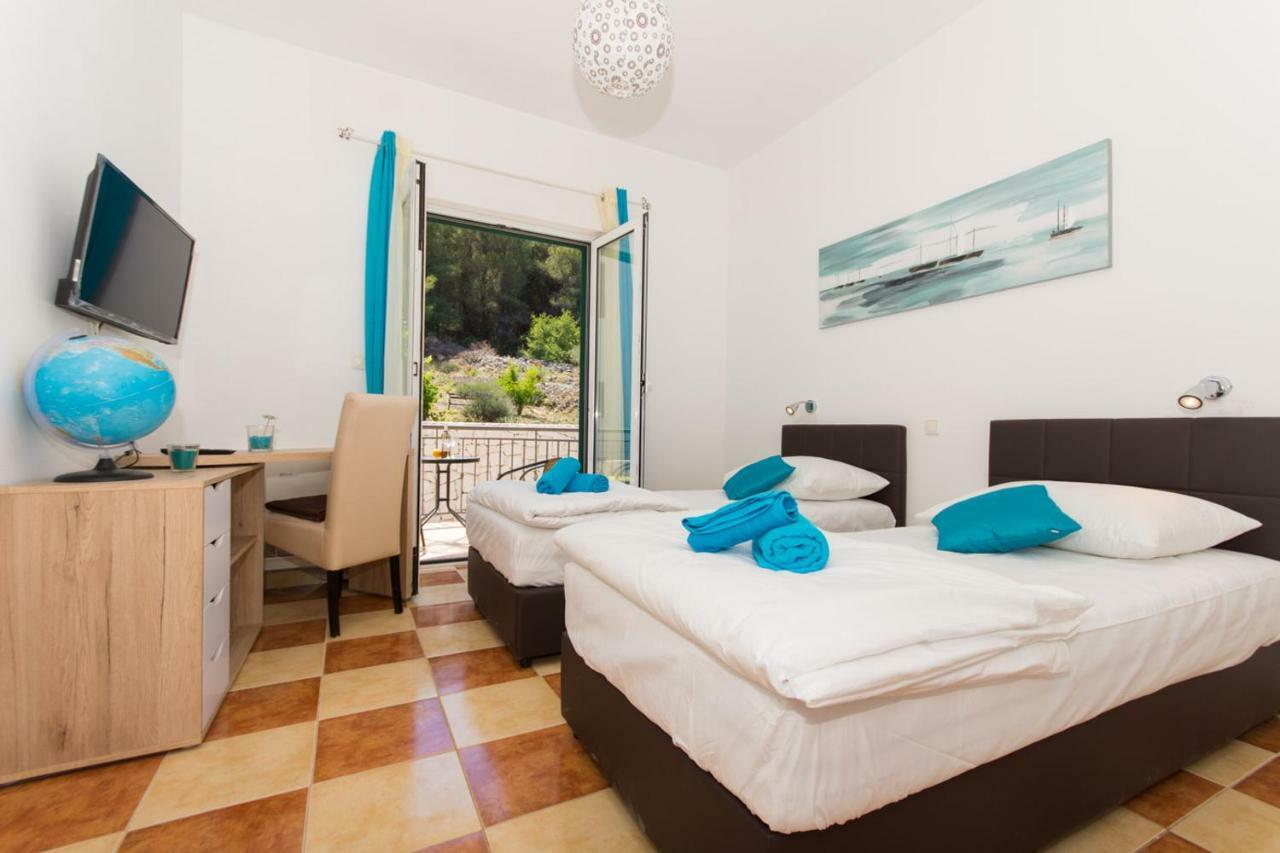 Guesthouse Vakans Slatine Kültér fotó