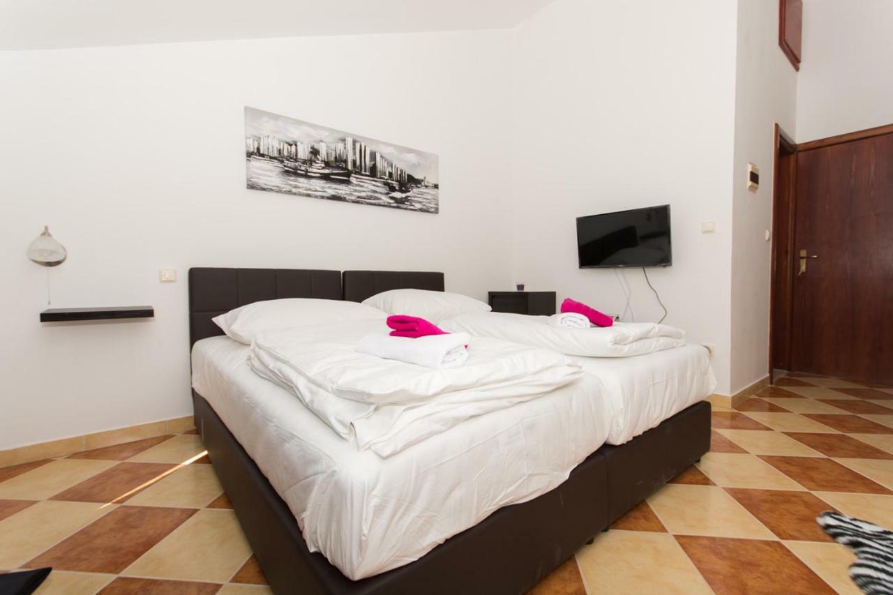 Guesthouse Vakans Slatine Kültér fotó