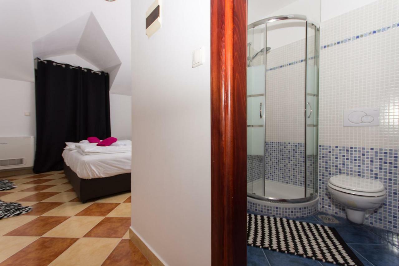 Guesthouse Vakans Slatine Kültér fotó