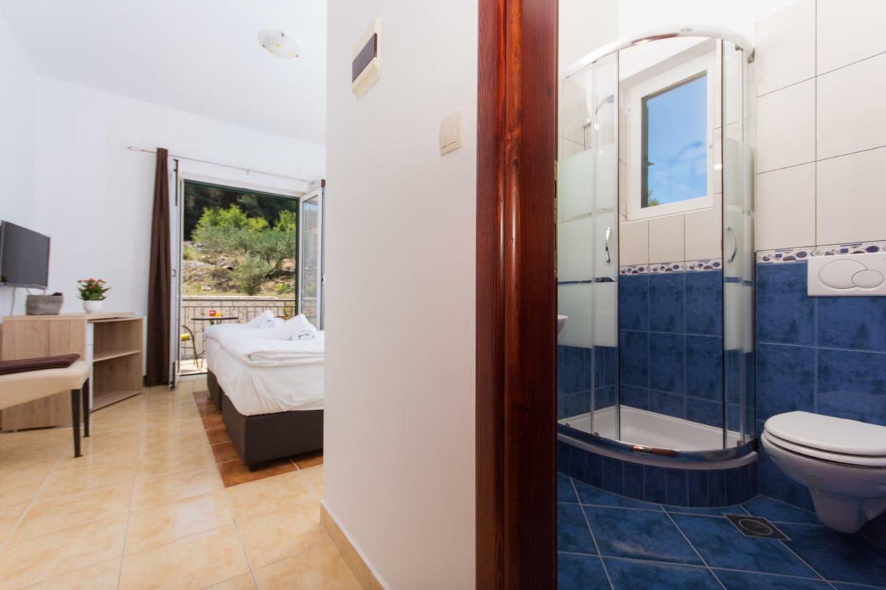 Guesthouse Vakans Slatine Kültér fotó