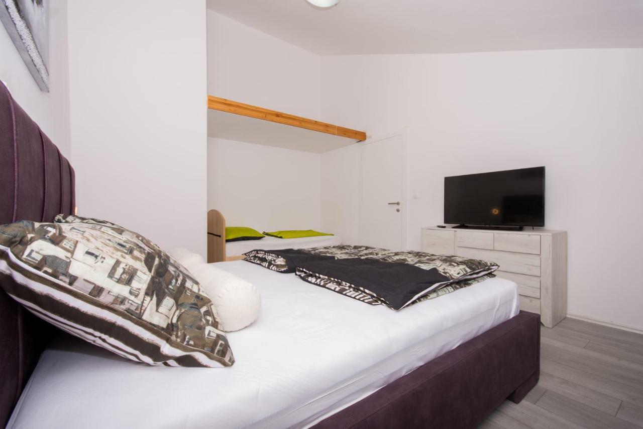 Guesthouse Vakans Slatine Kültér fotó